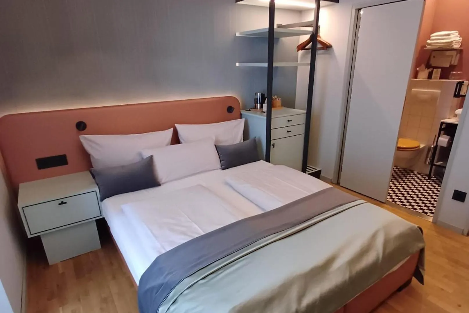 Lint Hotel Koeln